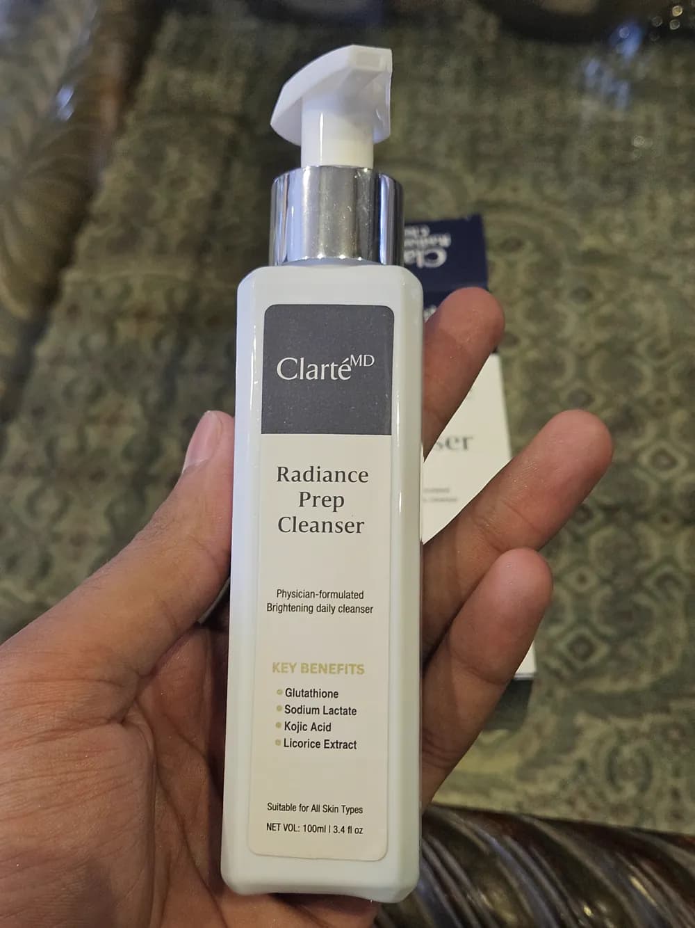 Verified customer photo — Nida B. from Lahore with Clarté MD Radiance Prep Cleanser